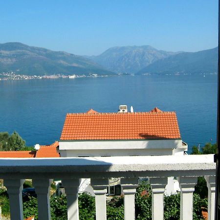 Apartments Ceca Tivat Bagian luar foto