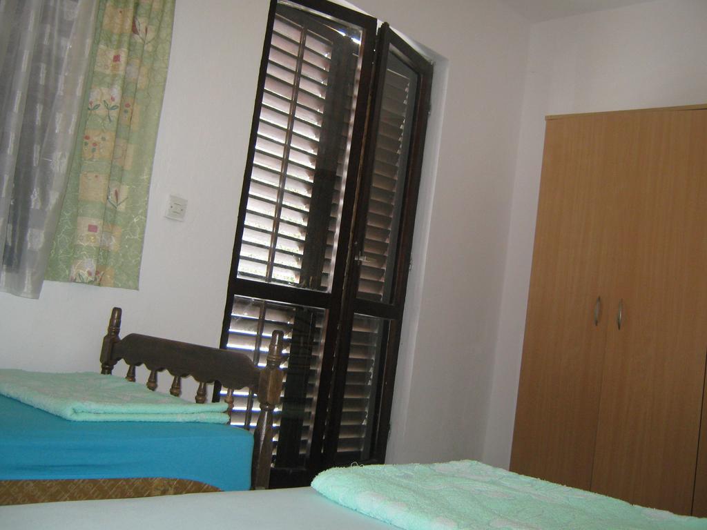 Apartments Ceca Tivat Bagian luar foto