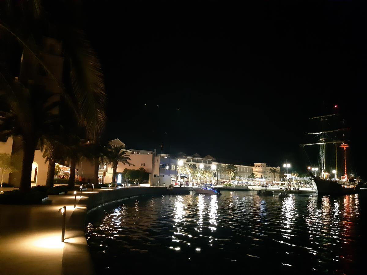 Apartments Ceca Tivat Bagian luar foto