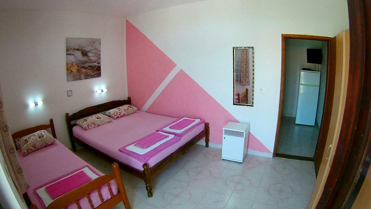 Apartments Ceca Tivat Bagian luar foto