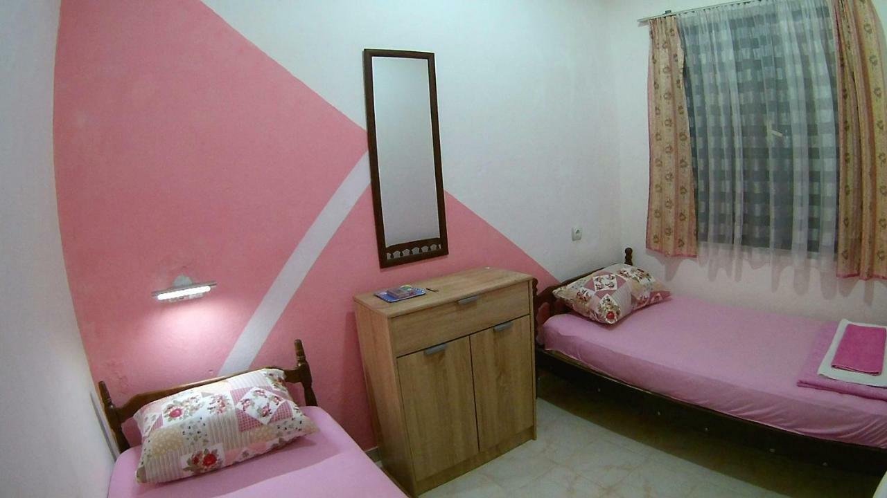 Apartments Ceca Tivat Bagian luar foto