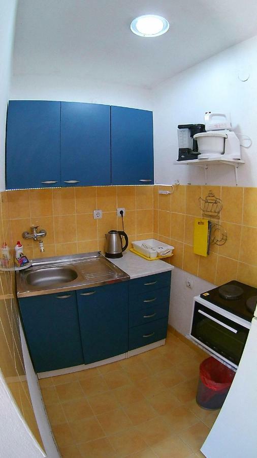 Apartments Ceca Tivat Bagian luar foto